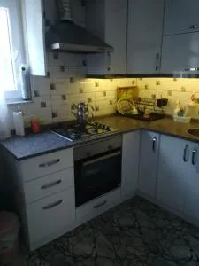 Ekrem Emrah Şahin - Kızılyurd