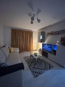 x 3 camere - apartament - NOU - Modern - aproape de centru - Valea Lupului