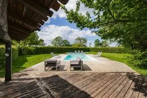 Logis La Tour - Gîte La Tour - 圣埃米娜