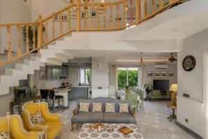 The Hornbill Villa - 3BHK with Pvt Pool in Saligao