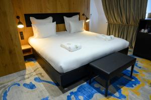 Hotels CHATEAU R : photos des chambres
