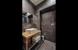 Jardin Prive - Gorgeous 3 Bed House in Le Marais