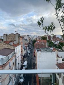 Appartements Appartement tres lumineux proche Metro Asnieres : photos des chambres