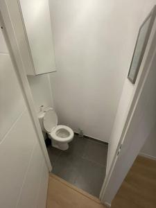 Appartements Appartement tres lumineux proche Metro Asnieres : photos des chambres