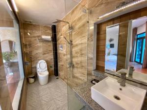 Biển Đông COMPLEX