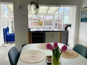 Bungalow am Kummerower See mit einem privaten Strand - Meesiger