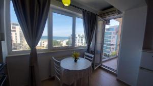 Mamaia Summerland Seaview