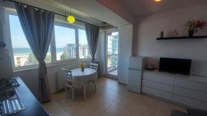 Mamaia Summerland Seaview