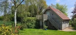 The Hideaway - Farnham