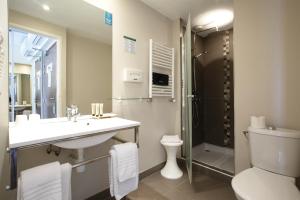 Hotels Hotel Le Relais Saint-Jacques : photos des chambres