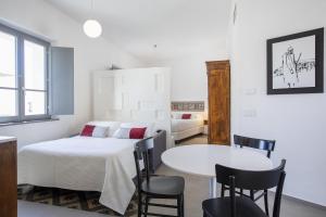 Domu Qirat - Authentic Rooms with Private Terraces img37
