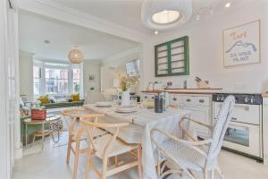 Kirrin Cottage- Sheringham -Crabpot Cottages - 4hvězdičkové hotely ve městě Sheringham