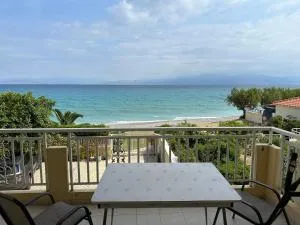 Waves - Psilá Alónia