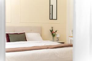 Fancy share Apartment with Own Bathroom #1