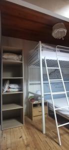 Appartements Appartement Duplex 4-5 pers En plein centre, classe 2 etoiles : photos des chambres