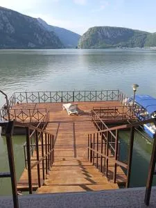 Casa Bobo Dubova - 杜博瓦乡