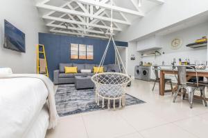 The Cube Executive Self-Catering Apartments 10A