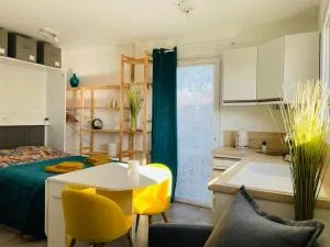 Studio cocooning Jeanne au calme avec terrasse - Les Granges