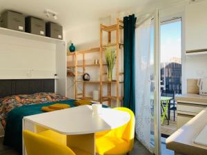 Appartements Studio cocooning Jeanne au calme avec terrasse : photos des chambres