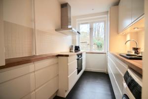 Refurbished 1-BR apartment in Charlottenlund - 180