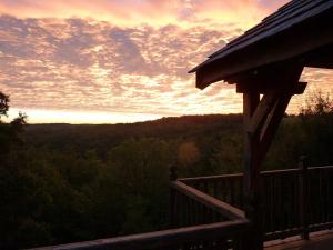 B&B / Chambres d'hotes Cabane-hobbit de Samsaget : photos des chambres