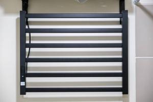 2BR Fully Air-Conditioned Staycation PLUS Free Parking