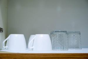 2BR Fully Air-Conditioned Staycation PLUS Free Parking