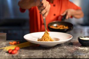 Lumen Bangkok Udomsuk Station