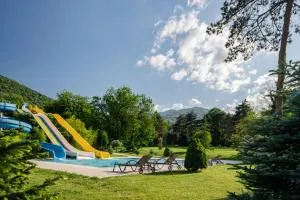 萨潘贾康体及会议中心NG度假村 - Kırkpınar