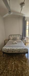 Double Room with Balcony room in Central and Basic Solarium