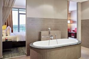 Deluxe Junior Suite room in Lindner Nürburgring Congress Hotel