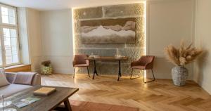 Exklusive Stadtwohnung mit Innenhofterrasse, Pool und Sauna