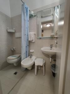 Hotel Villa Lina ANGOLO VIALE DANTE