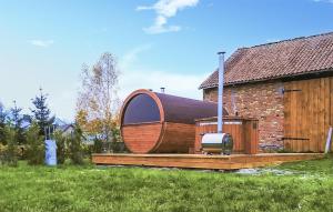 2 Bedroom Cozy Home In Gorklo