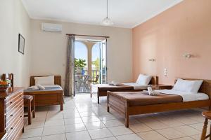 Sandy Maria apartment 605