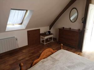 Maisons de vacances NormanD Holiday Home - VIRE CALVADOS Relaxing Rural Retreat : photos des chambres