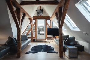 Historical Luxury Homes - Exclusive Selection