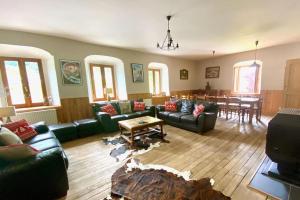 Chalets La Vieille Ferme de la Moussiere : photos des chambres