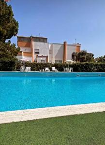 Flat with Terrace & Pool