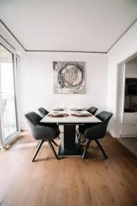 Apartment am neuen Teich -Balkon- 4 Personen -Waschmaschine - Versfelde