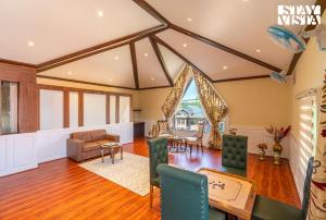 StayVista at Gauhar Heritage Villa, Srinagar