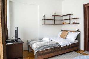 Plac Konstytucji Homely Studio by BookingHost