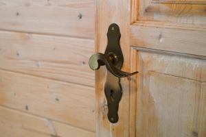 Girulių poilsiavietės namelis - XVII