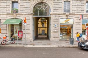 Piazza Tricolore - Metro Blu Duomo a 10 min