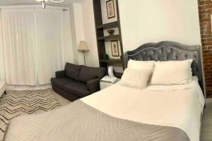 Apart Family 1BD 1BA 1Parking Frontenac View Ferry
