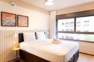 Athos Paraíso - Studios por temporada