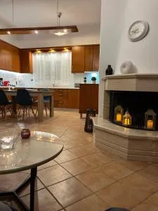 Cozy 2 Bedroom Apartment in Spilia - Xirokámbos