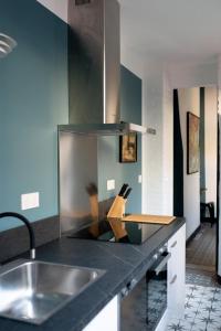 Maisons de vacances Le 5 - maison de style centre ville Normandie : photos des chambres