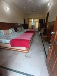 Hotel Rajpal Guest House - Dehradun