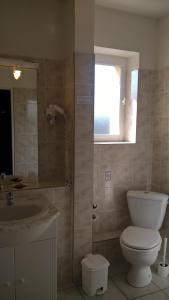 Hotels Hotel Restaurant Le Moulin de la Renne Adults Only proche Zoo de Beauval : photos des chambres